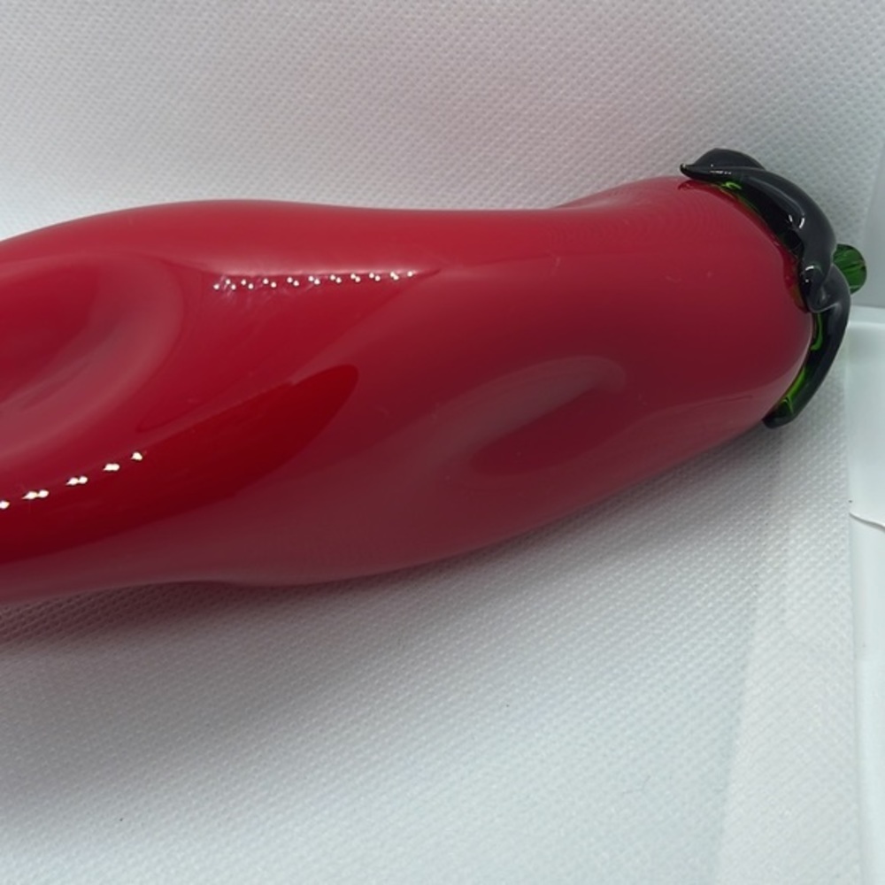 Glass Red Pepper - Picture 7 of 14